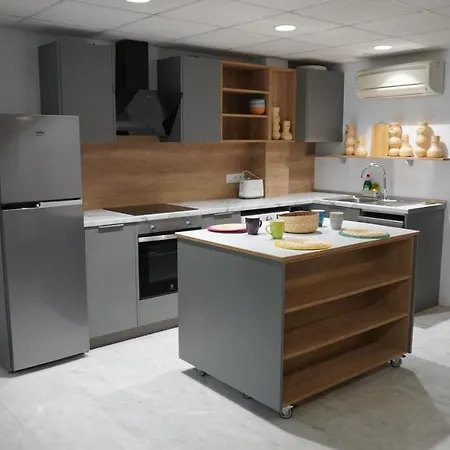 Estudio Con Terraza En *